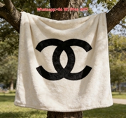 Chanel Classic Interlocking CC Logo Flannel Sofa Throw Blanket IMG_6727